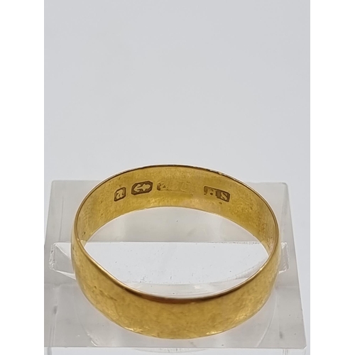 159 - A Victorian hallmarked Birmingham 22ct gold wedding band, dated 1898, size R - approx. gross weight ... 