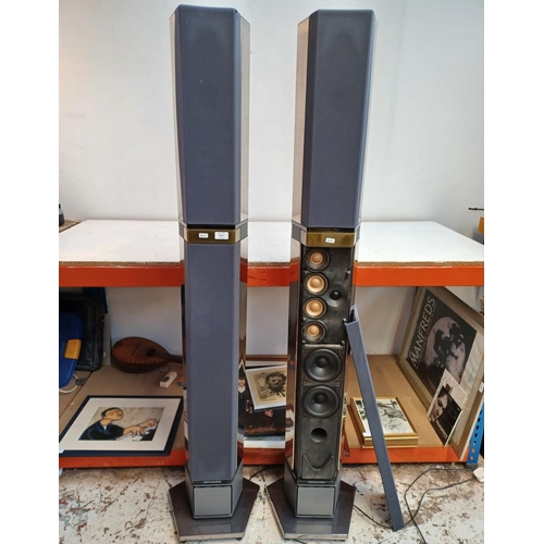 Bang & Olufenオーディオセット A pair of early 1990s Bang & Olufsen Beolab Penta 2 (type 6622