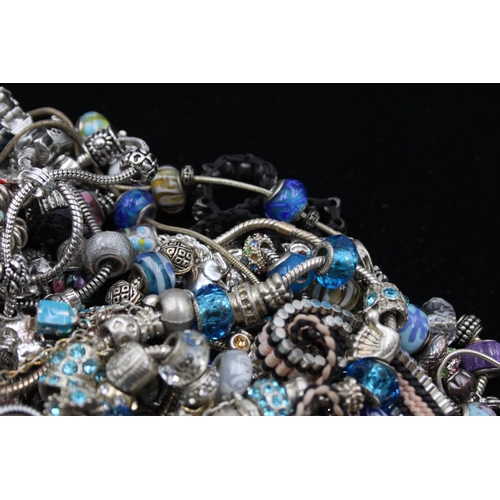 43 - Forty fashion charm bracelets