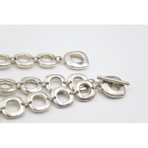 46 - Four items of contemporary fashion jewellery