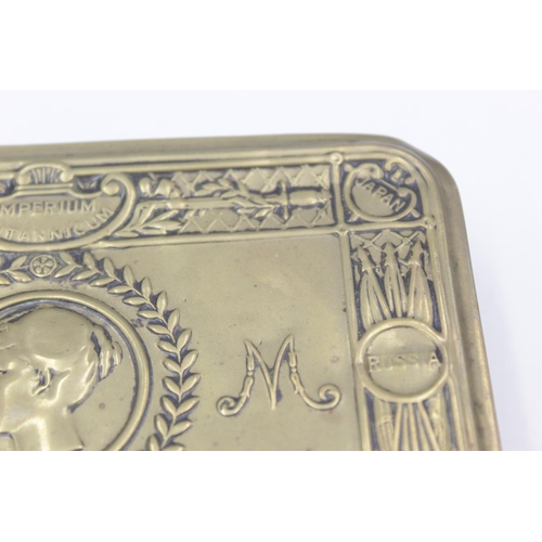 96 - An antique WWI brass Princess Mary Christmas tin with 1914 Christmas card -  approx. 13cm x 8.5cm