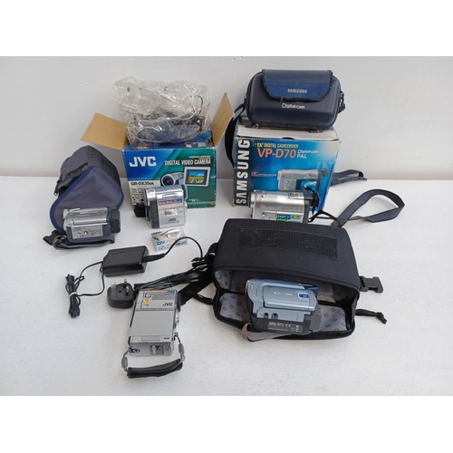 318 - A collection of Mini DV digital camcorders to include JVC GR-DX35EK, boxed Samsung VP-D70, cased Can... 