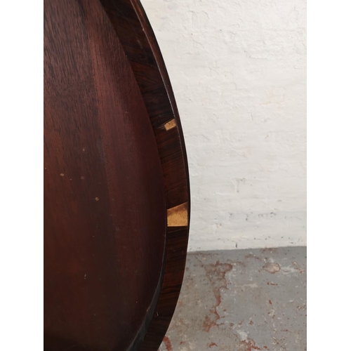 166 - A William IV rosewood circular tilt top pedestal breakfast table - approx. 74cm high x 120cm diamete... 