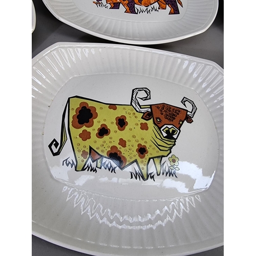 1205 - Six English Ironstone Pottery Ltd 'Beefeater' plates - approx. 28cm wide