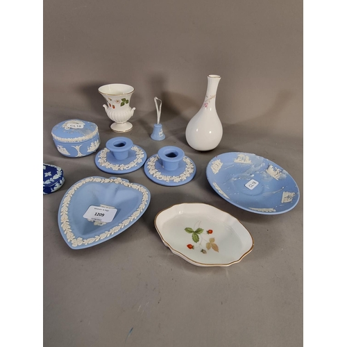 1209 - A collection of Wedgwood to include seven pieces of pale blue Jasperware, 19th century cobalt blue J... 