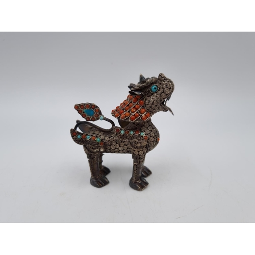 1027 - A 925 silver filigree turquoise and coral beaded foo dog lidded figurine - approx. 7.5cm high and gr... 