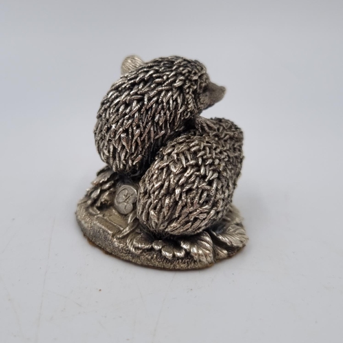 1028 - A Country Artists sterling silver filled hedgehog ornament - approx. 4cm high and 56 grams