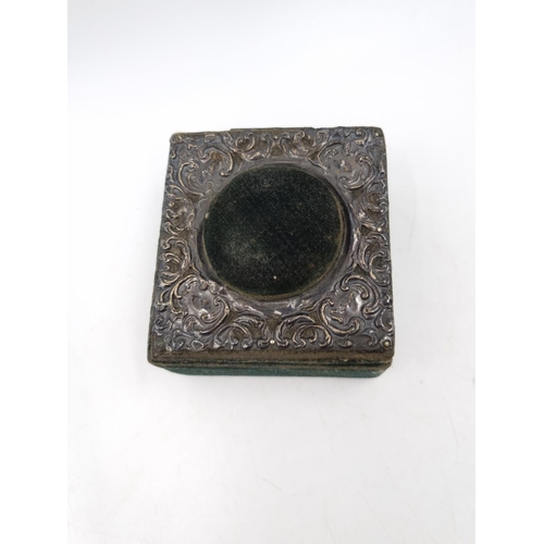 1036 - An Edwardian hallmarked Chester silver and velvet square pin cushion box - approx. 5.5cm high x 8cm ... 