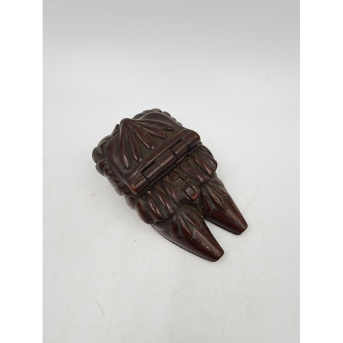 1066 - A late 19th century carved treen novelty shoes snuff box - approx. 4cm high x 6.5cm wide x 9.5cm dee... 