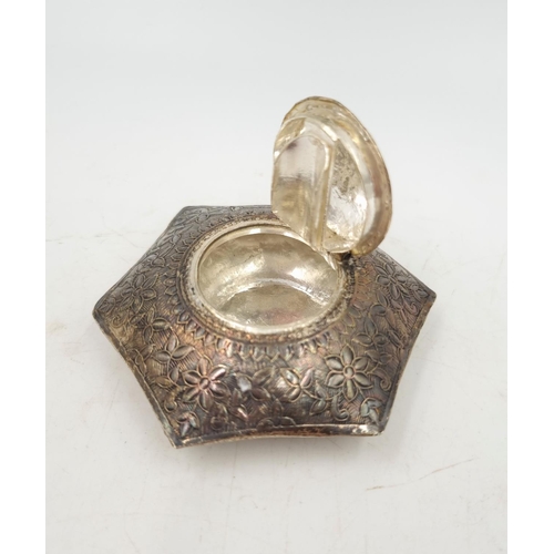 1008 - A white metal hexagonal lidded ashtray with cigarette holder and stamped 80 to interior - approx. 7c... 