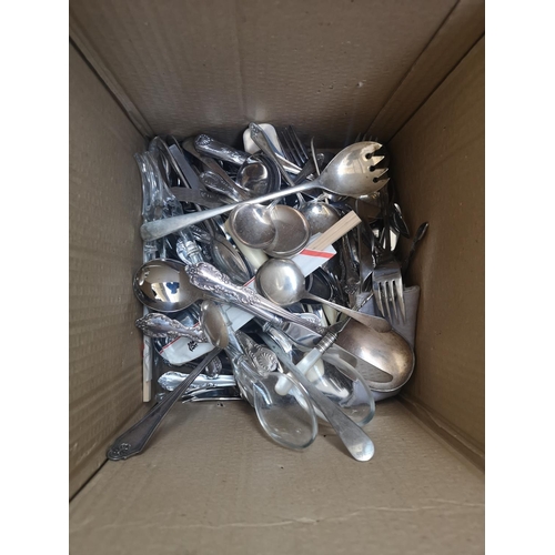 595 - A very large collection of assorted house clearance items to include silver plated cutlery, ceramics... 