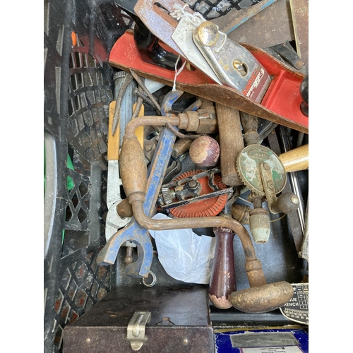 524 - A collection of assorted tools to include 210v sanders, hand saws, vintage tools, toolboxes etc.