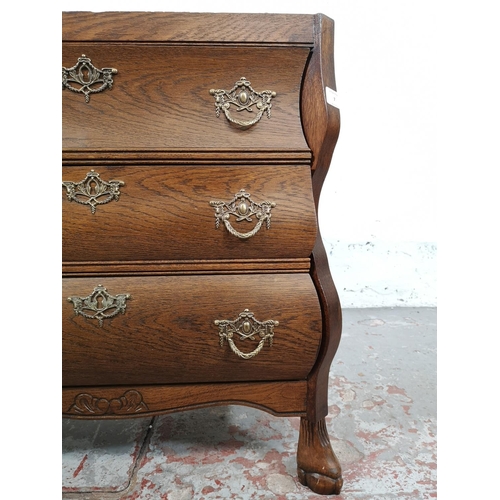 7 - A French Louis XV style oak chest of three drawers - approx. 64cm high x 62cm wide x 32cm deep