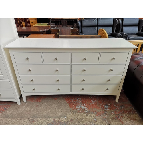 70 - A modern white chest of four short over six long drawers - approx. 94cm high x 160cm wide x 44cm dee... 