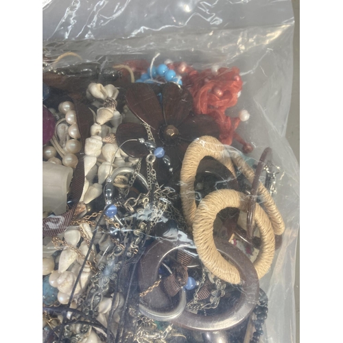 99 - A large collection of assorted costume jewellery - approx. 4.30kg