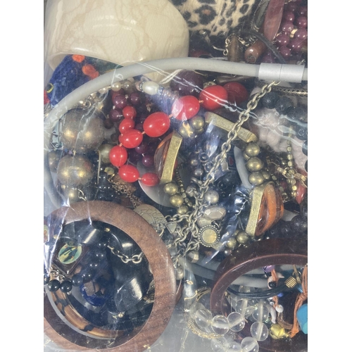 111 - A large collection of assorted costume jewellery - approx. 4.00kg