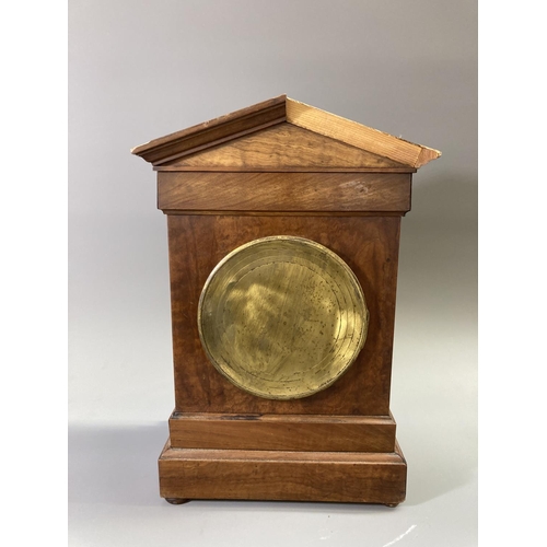 210 - An early 20th century inlaid walnut cased chiming mantel clock with brass face, pendulum and movemen... 