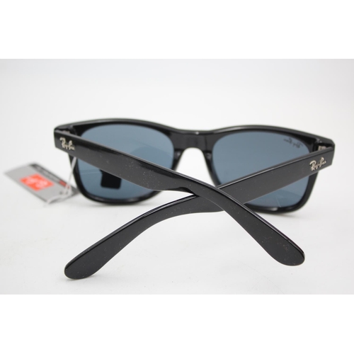 136 - A boxed pair of Ray-Ban black framed Wayfarer sunglasses