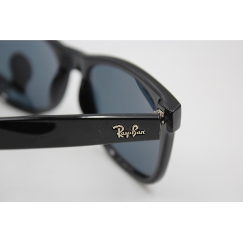 136 - A boxed pair of Ray-Ban black framed Wayfarer sunglasses