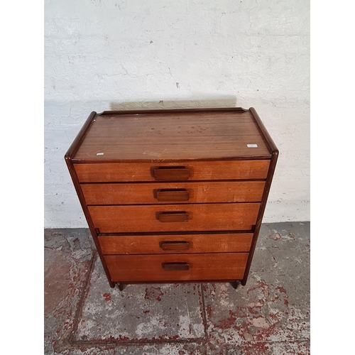 414 - A mid 20th century White & Newton teak chest of five drawers - approx. 103cm high x 81cm wide x 42cm... 