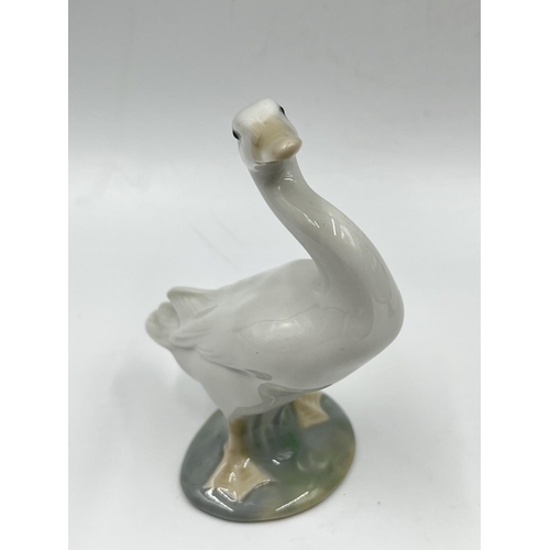 17 - Three Lladro goose figurines comprising model no. 4452, model no. 7689 and model no. 1263