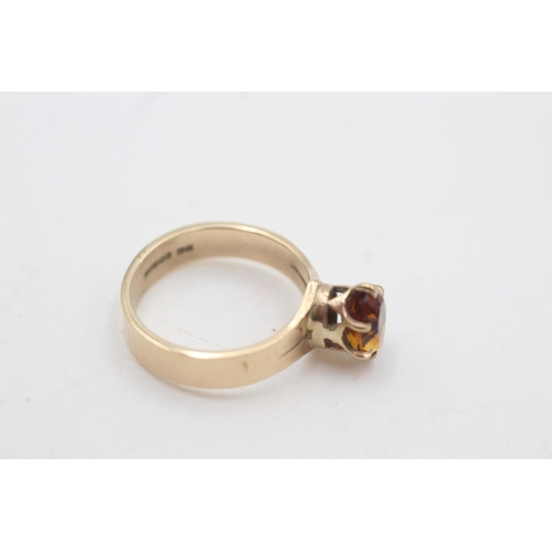 2013 - A hallmarked Sheffield 9ct gold citrine solitaire dress ring, size M - approx. gross weight 3.5 gram... 