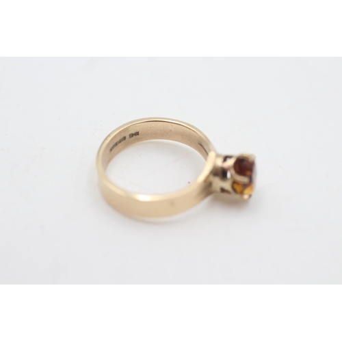 2013 - A hallmarked Sheffield 9ct gold citrine solitaire dress ring, size M - approx. gross weight 3.5 gram... 