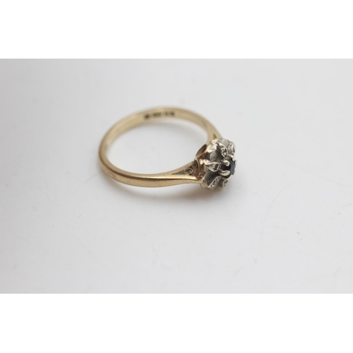 2035 - A hallmarked London 9ct gold sapphire and diamond floral set ring, size J - approx. gross weight 2.1... 