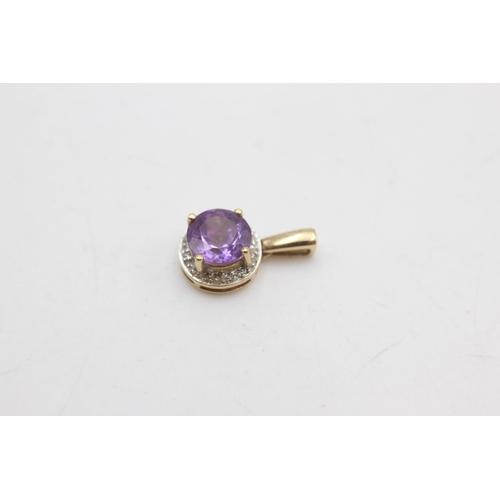 2042 - Two 9ct gold diamond and amethyst set pendants, one heart and one halo - approx. gross weight 2.9 gr... 