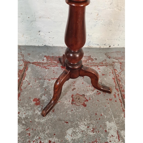 1036 - A 19th century style mahogany pedestal side table - approx. 79cm high x 58cm diameter