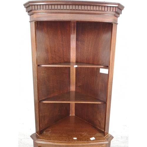 1029 - A Georgian style mahogany corner cabinet - approx. 182.5cm high x 72cm wide x 43cm deep