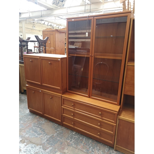 1134 - Four pieces of G-Plan teak furniture, two cabinets - approx. 59cm high x 87cm wide x 46cm deep, one ... 