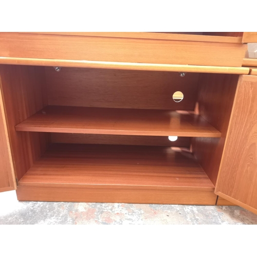 1134 - Four pieces of G-Plan teak furniture, two cabinets - approx. 59cm high x 87cm wide x 46cm deep, one ... 