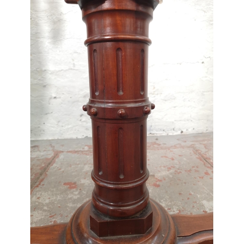 1149 - A Victorian Carters of London mahogany adjustable lectern - approx. 106cm high when extended x 69cm ... 