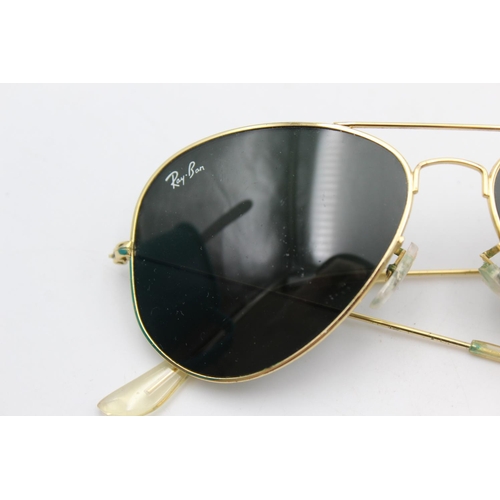 743 - A cased pair of vintage inspired Ray-Ban gold tone Aviator sunglasses