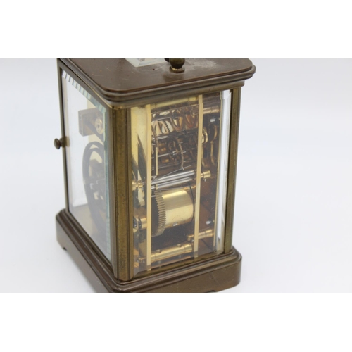 803 - A vintage Matthew Norman heavy brass cased key wind quarter repeating carriage clock with key - appr... 