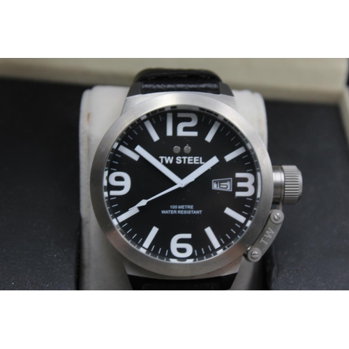 2433 - A boxed TW Steel divers style quartz men's wristwatch with original steel buckle - Ref. TW 22