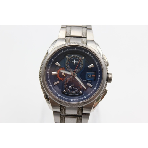 2458 - A Citizen Eco-Drive titanium men's wristwatch