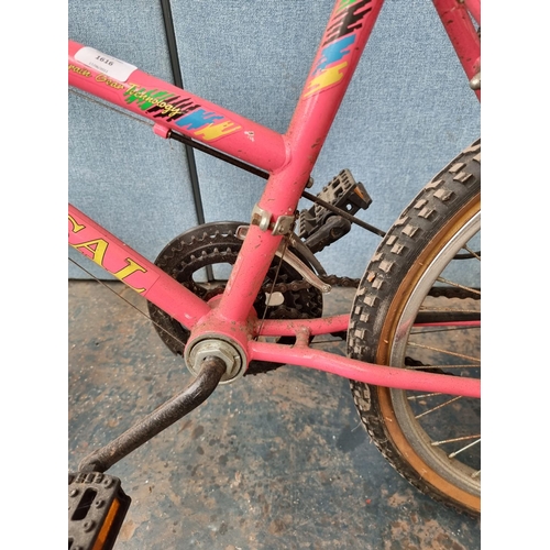 1616 - A vintage Universal Yankee Patrol girl's mountain bike