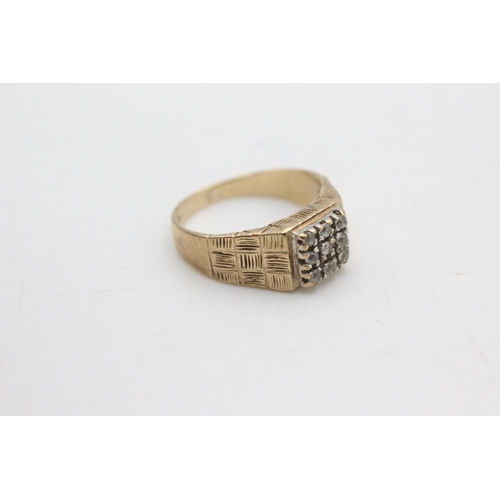 2183 - A 9ct gold clear gemstone pave setting signet style ring, size N½ - approx. gross weight 4 grams