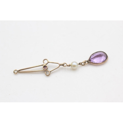 2214 - A 9ct gold amethyst and pearl drop pendant - approx. gross weight 0.8 grams