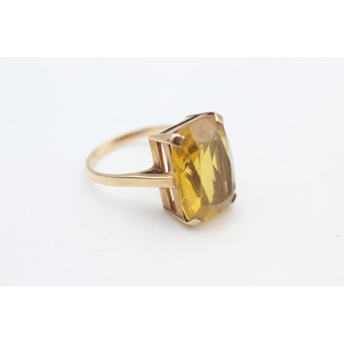 2284 - A 9ct gold citrine dress ring, size S - approx. gross weight 5.9 grams