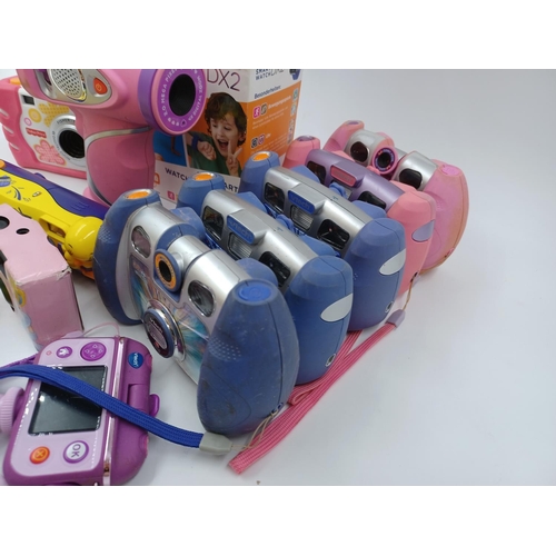 1235 - A collection of children's cameras to include Vtech Kidizoom and Fisher Price etc.