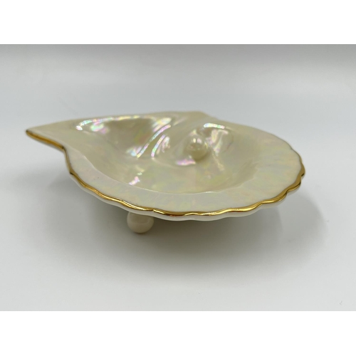 423A - A boxed vintage Mikimoto Pearls lustre finish ceramic oyster shell advertising dish - approx. 12cm x... 