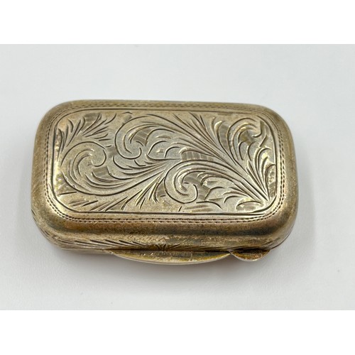 210 - Three antique .800 and .925 sterling silver pill/trinket boxes - approx. gross weight 40 grams