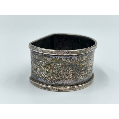 289 - A hallmarked Birmingham silver napkin ring, dated 1965 - approx. gross weight 16 grams