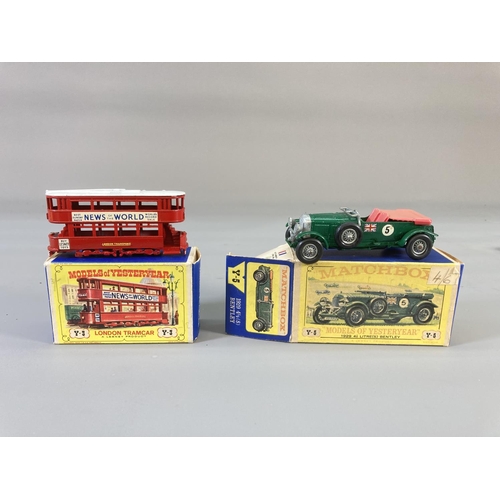 661 - Five assorted vintage diecast model vehicles to include boxed Lesney Models of Yesteryear London tra... 