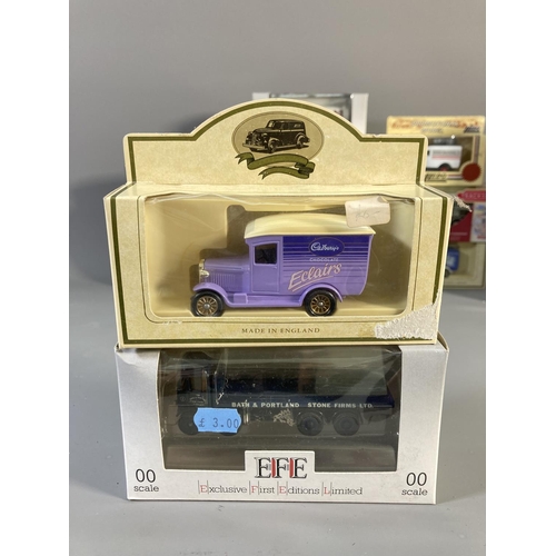 608 - A collection of boxed and unboxed diecast model vehicles to include Corgi Motoring Memories 61218 LM... 