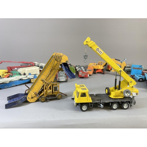 638 - A large collection of assorted diecast model vehicles to include Corgi Major articulated trailer, Di... 