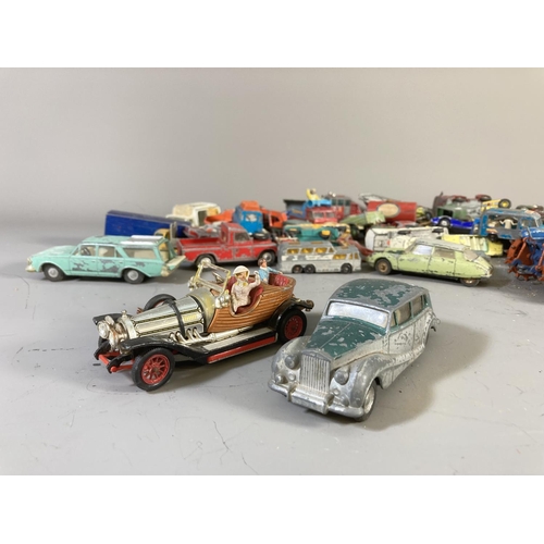 639 - A collection of assorted diecast model vehicles to include Corgi Porsche Carrera 6, Corgi Marcos Vol... 